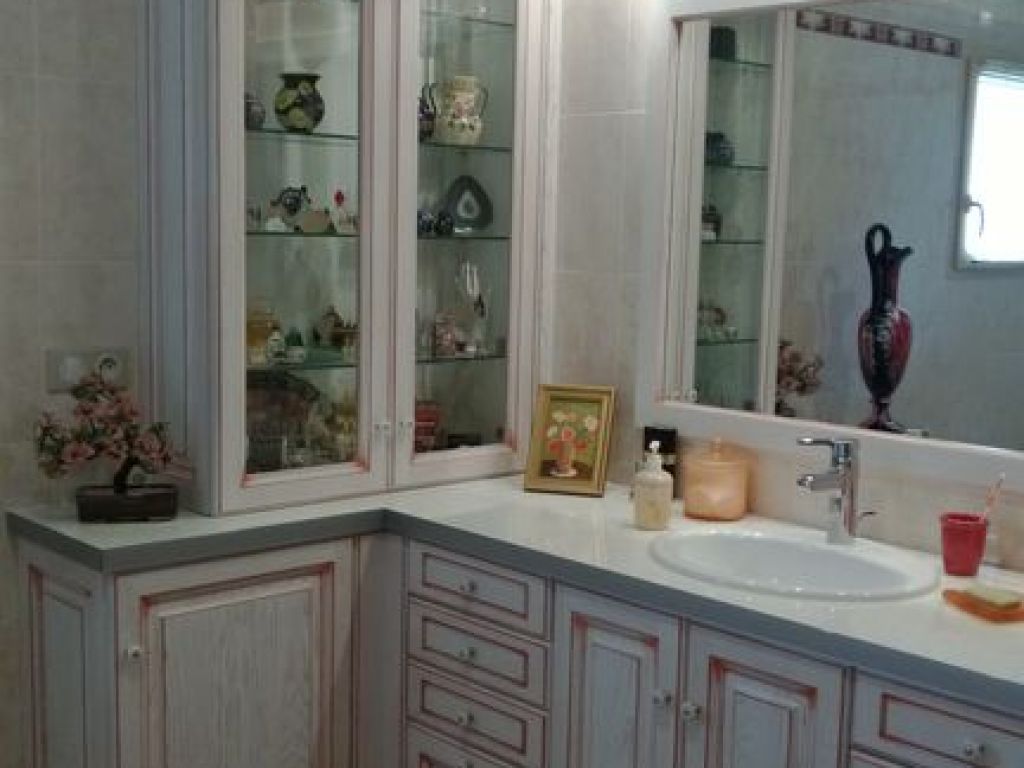 salle-de-bains-provençale-traditionelle--chene-laque-rechampie-marbre-drome-provence-vinsobres-nyons-bollene-vaison-